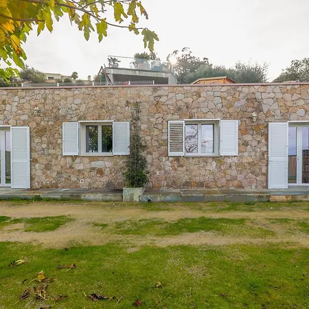 Holiday home Ghjunchitu - Vue Et Piscine Privee Proche De L'ile Rousse *
