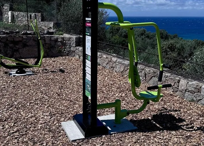 Holiday home Ghjunchitu - Vue Et Piscine Privee Proche De L'ile Rousse Corbara