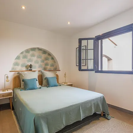 Ghjunchitu - Vue Et Piscine Privee Proche De L'ile Rousse *