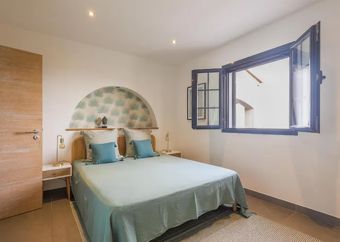 Ghjunchitu - Vue Et Piscine Privee Proche De L'ile Rousse *